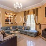 Perfect family home: central and spacious