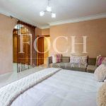 Perfect family home: central and spacious