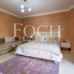 Perfect family home: central and spacious